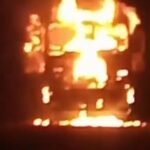 कुजू में मारूति पार्ट्स लदे कंटेनर में लगी आग, चालक ने कूद कर बचाई जान