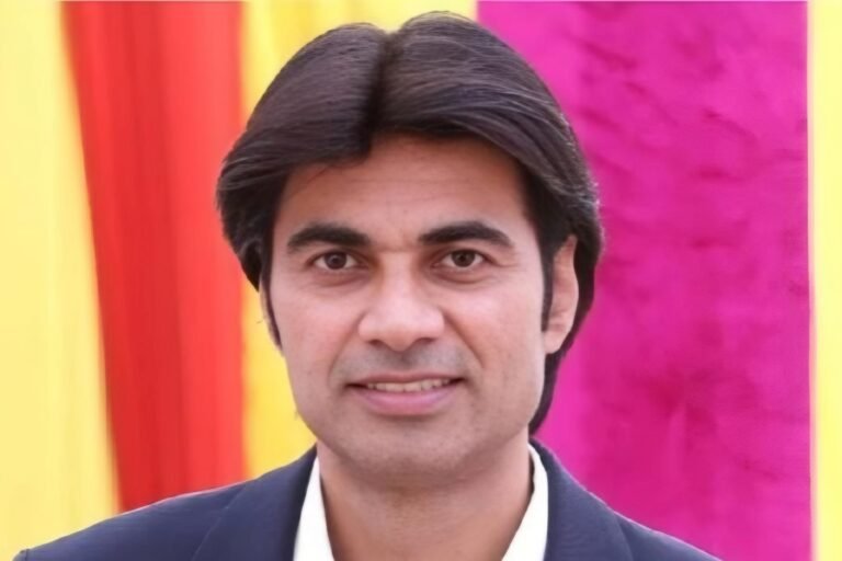 Picsart_25-04-01_12-21-37-811.jpg