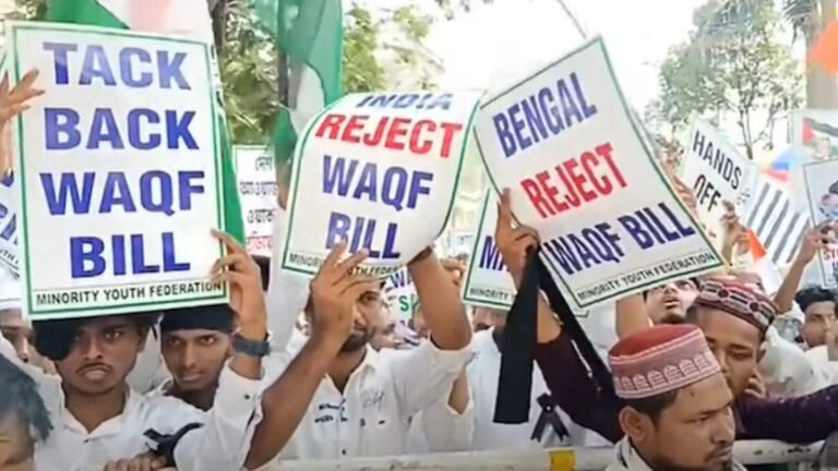 Waqf-Bill-Kolkata-Muslim-Protest.jpg