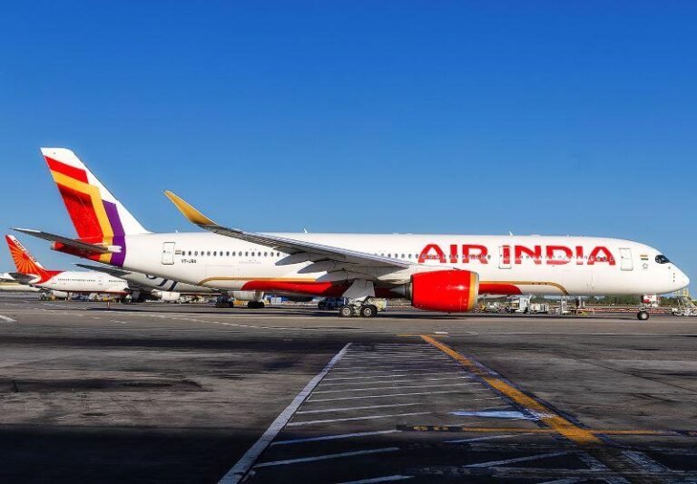 orig_airindia_a350-900_vt-jra_jfk_0925_jp_small_1.jpg