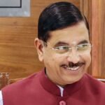 प्रह्लाद जोशी होंगे नए शिक्षा मंत्री, धर्मेंद्र प्रधान के इस्तीफे के बाद बड़ा ऐलान